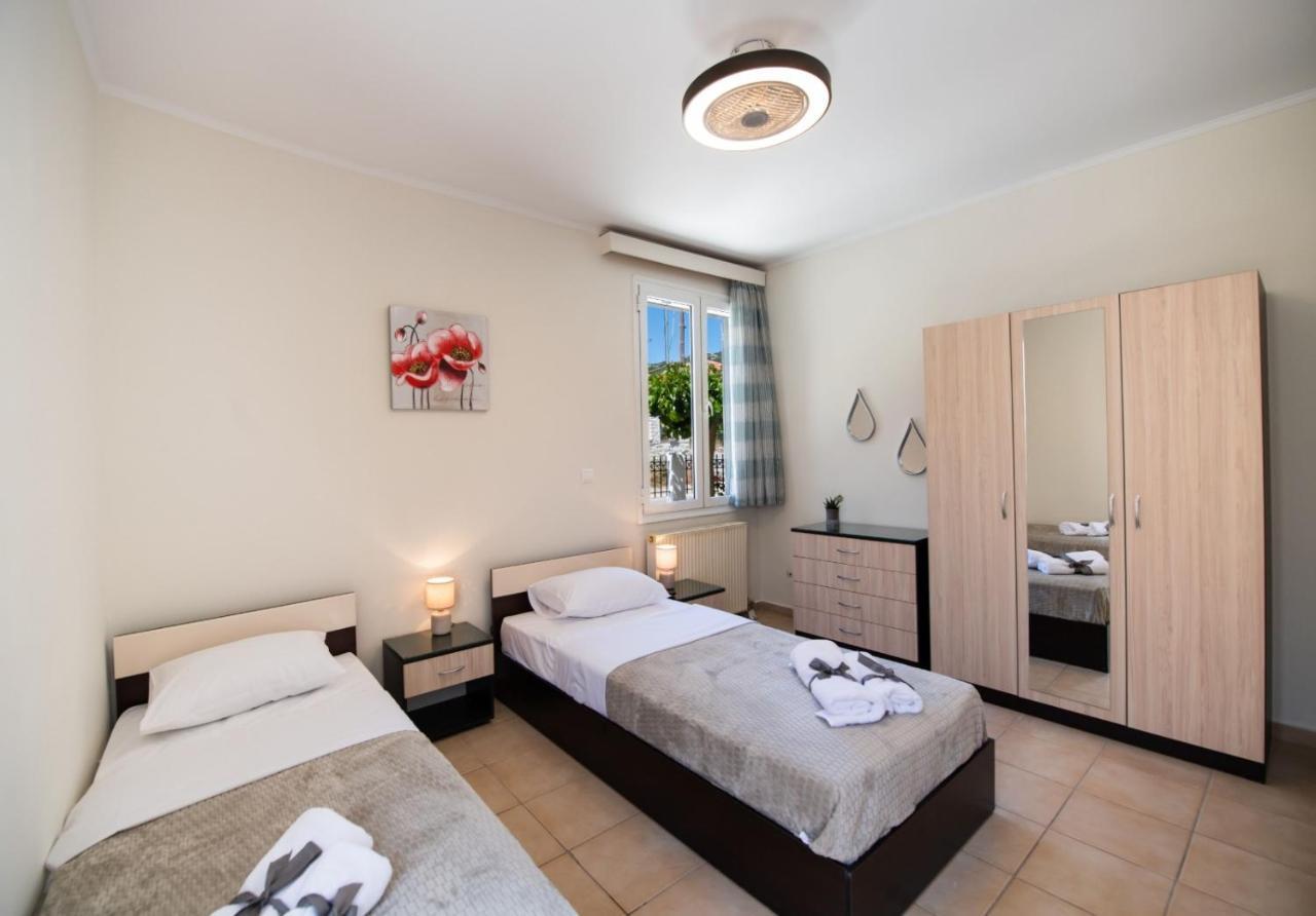 Willa Irinis House Komílion Zewnętrze zdjęcie